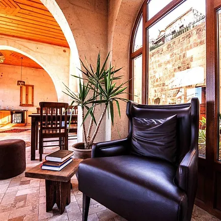 Alice In Cappadocia 3*