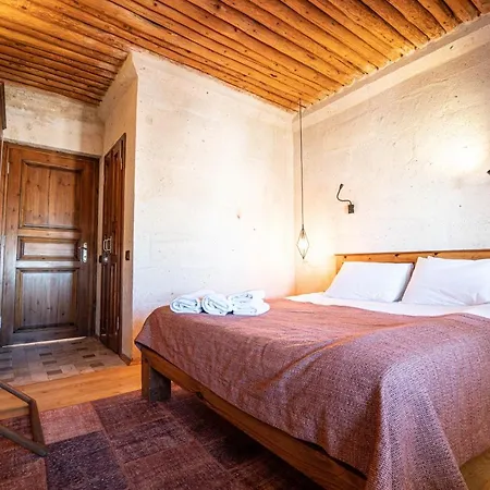 ホテル Alice In Cappadocia ウチヒサール