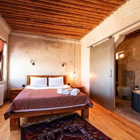 Alice In Cappadocia ホテル