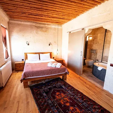 Alice In Cappadocia 3* ウチヒサール