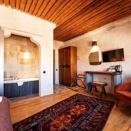 Alice In Cappadocia 3* ウチヒサール