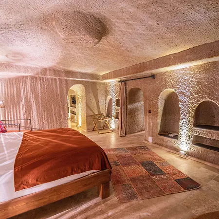 Alice In Cappadocia ホテル ウチヒサール