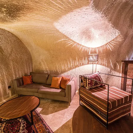 Alice In Cappadocia 3*