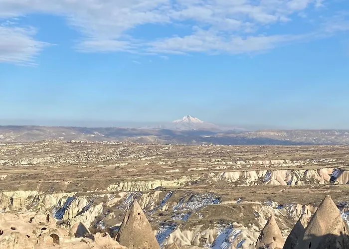 Alice In Cappadocia أُتْشيسار