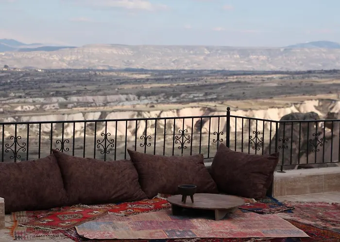 Alice In Cappadocia Üçhisar