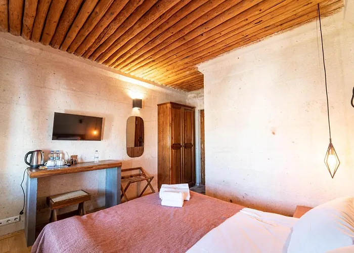 Alice In Cappadocia 3*